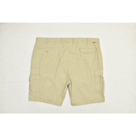 Levi's Men's Size 48 Cargo Shorts WaterLess Khaki Tan Beige Casual - Picture 4 of 8